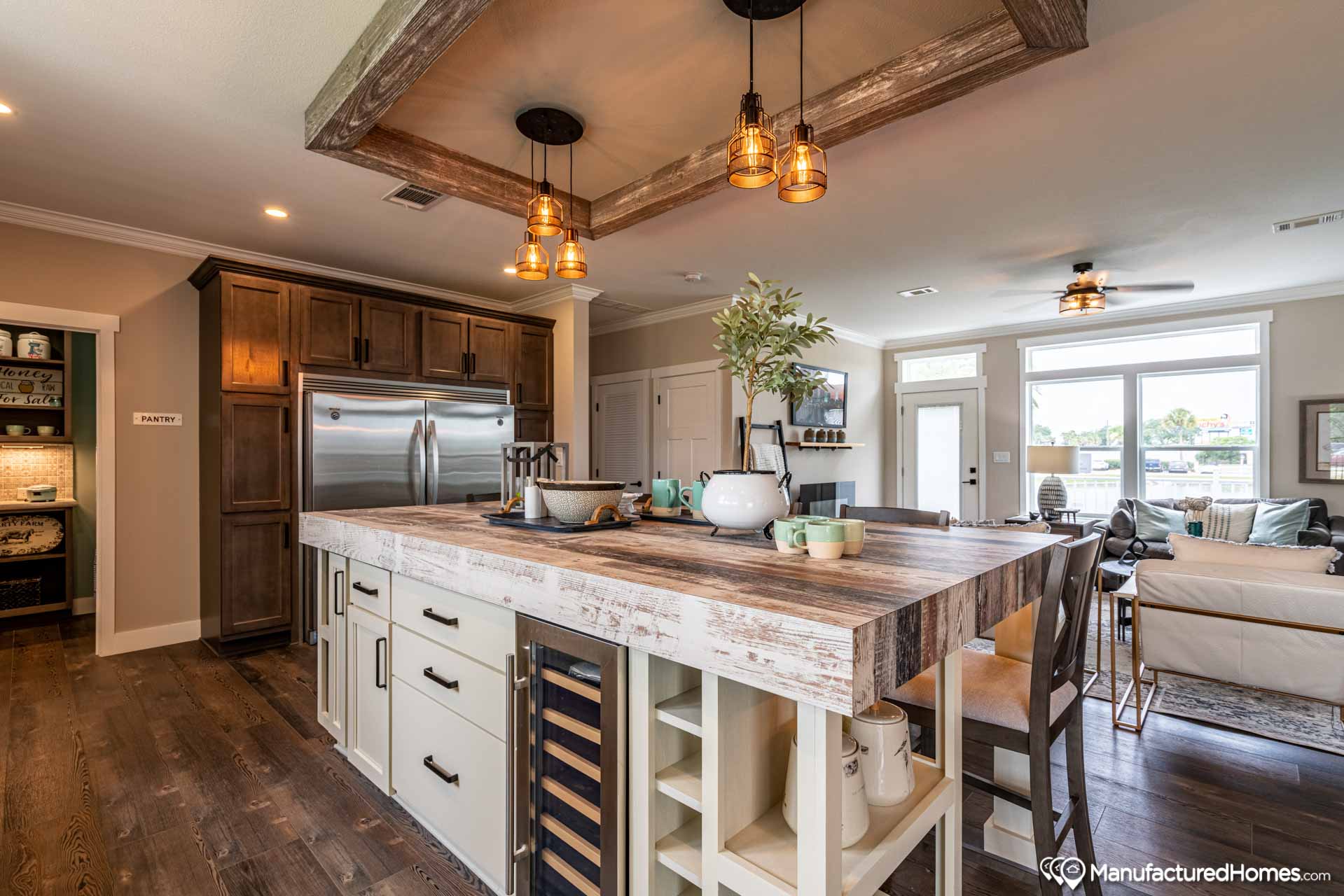 Palm Harbor Plant City / Estate Farmhouse LS30764A by Palm Harbor Homes